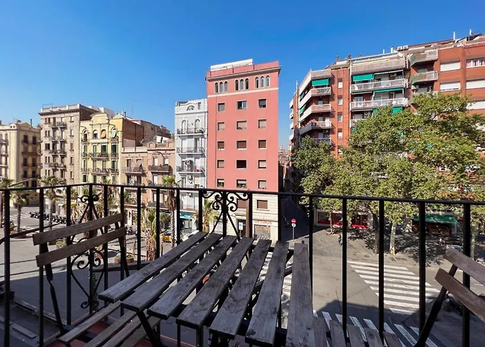 U-nique Rambla Badal * Barcelone